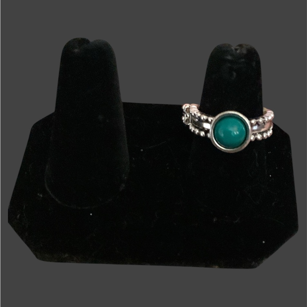 Paparazzi Silver Ring with Teal Accent Adjustable